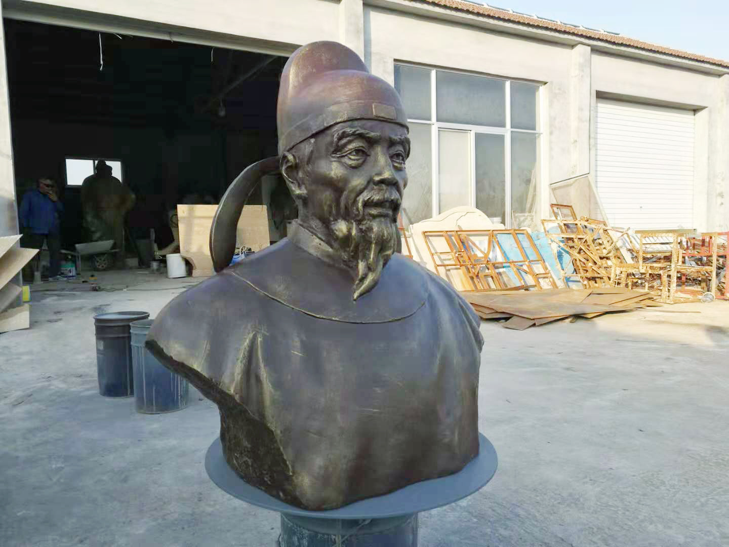 御医牛天齐雕像泥塑完成(图)